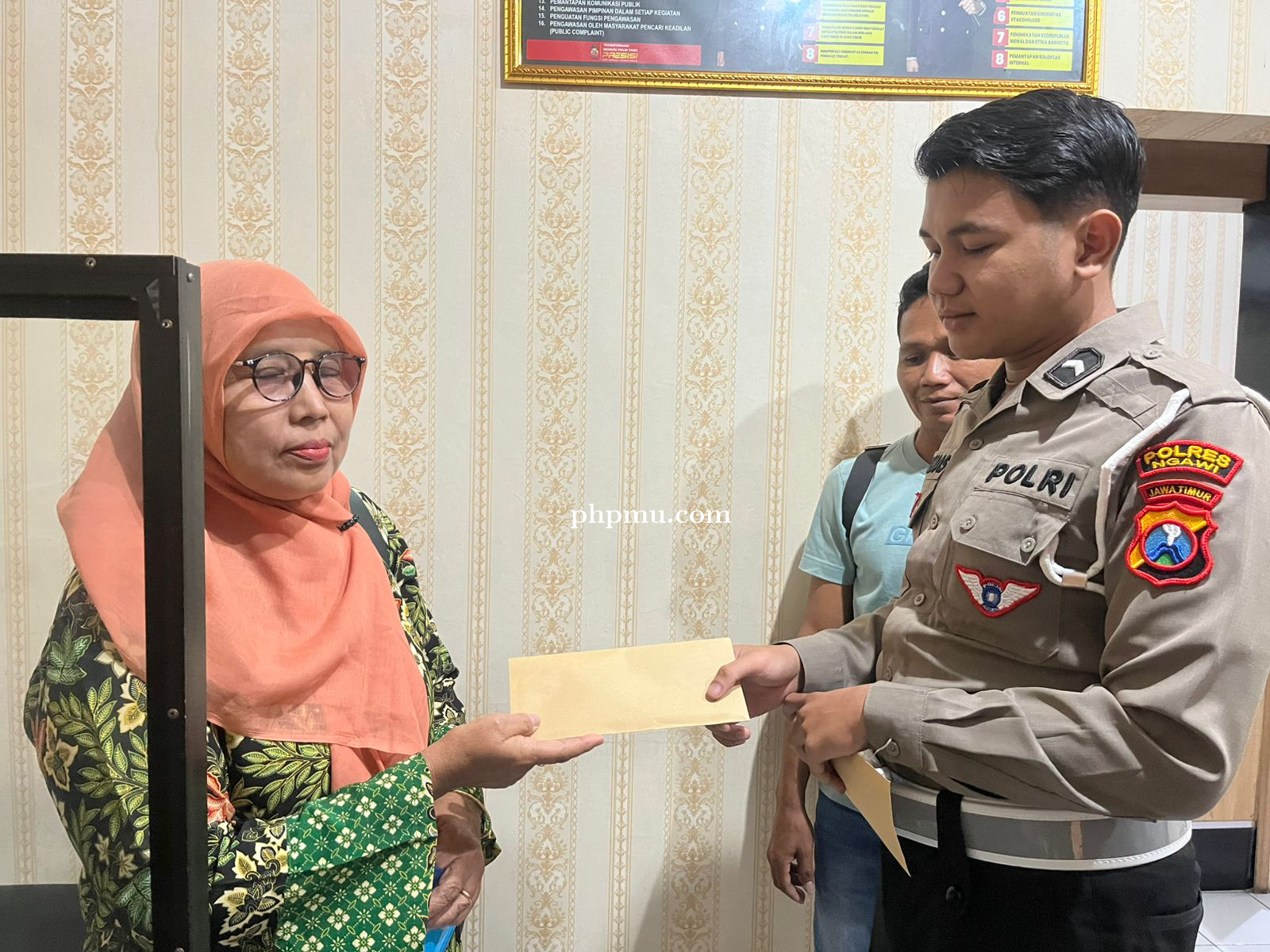 LAPORAN BERITA PUBLIKASI PENYELESAIAN RESTORATIVE JUSTICE KEJADIAN KECELAKAAN LALU LINTAS MELIBATKAN